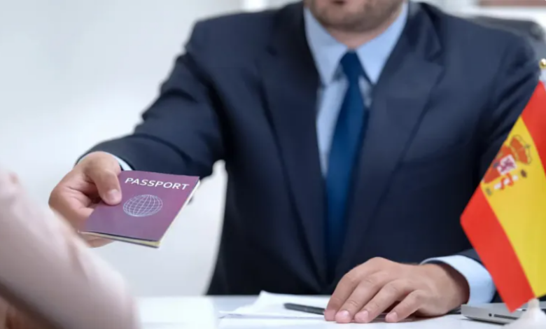 الإقامة الدائمة في إسبانيا