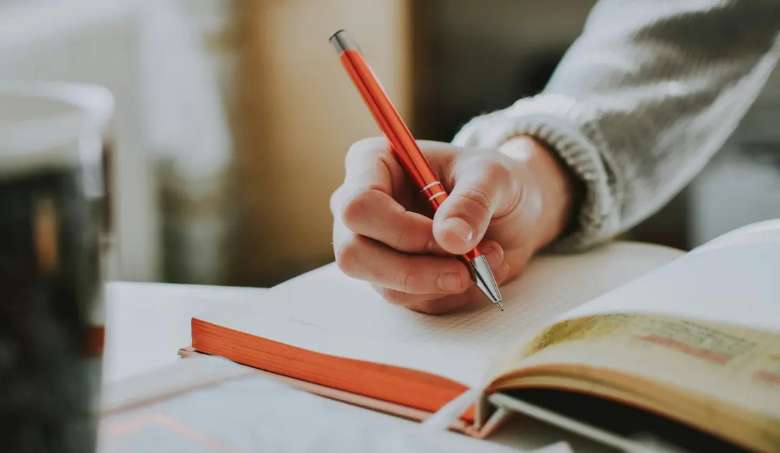 اختبار اللغة الإيطالية للحصول على الجنسية